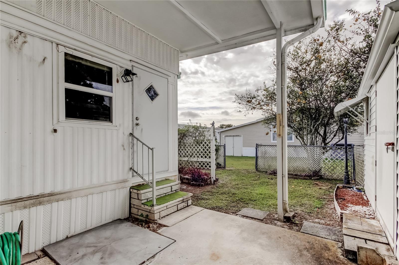 Image 34 of 37 For 34704 Morning Glory Glen