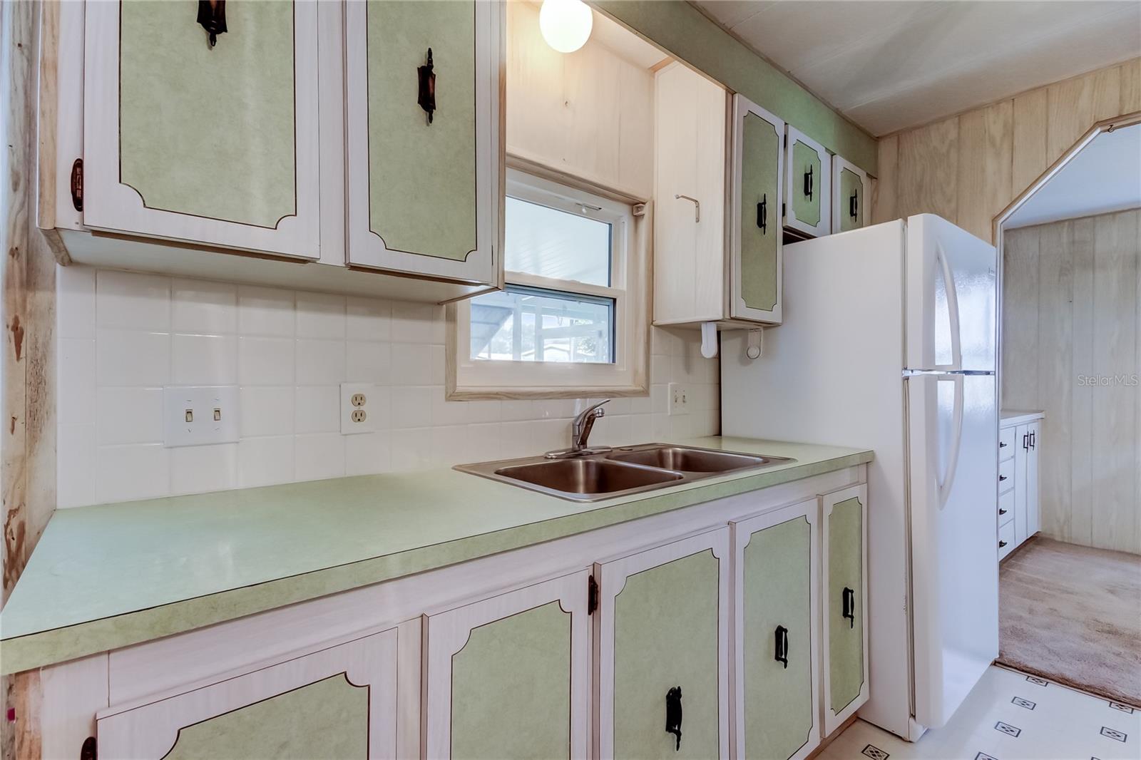 Image 5 of 37 For 34704 Morning Glory Glen