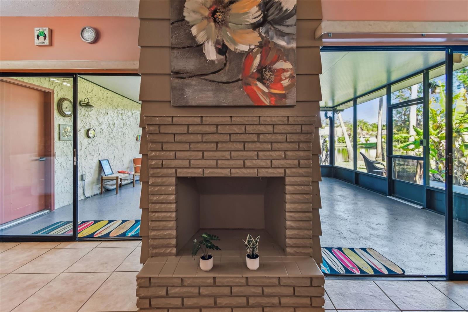 Listing photo id 8 for 5352 Saddlebrook Way 4