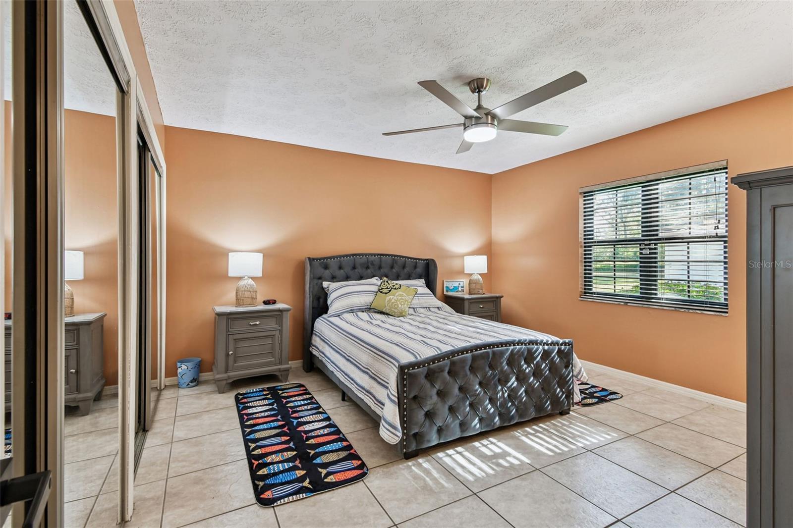 Listing photo id 27 for 5352 Saddlebrook Way 4