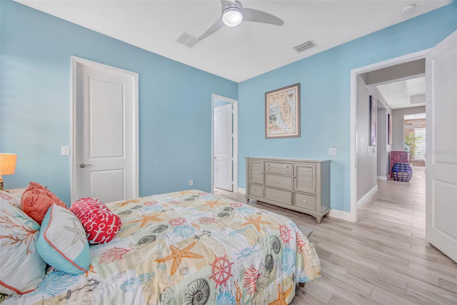 Image 44 of 99 For 30552 Ivy Forge Court