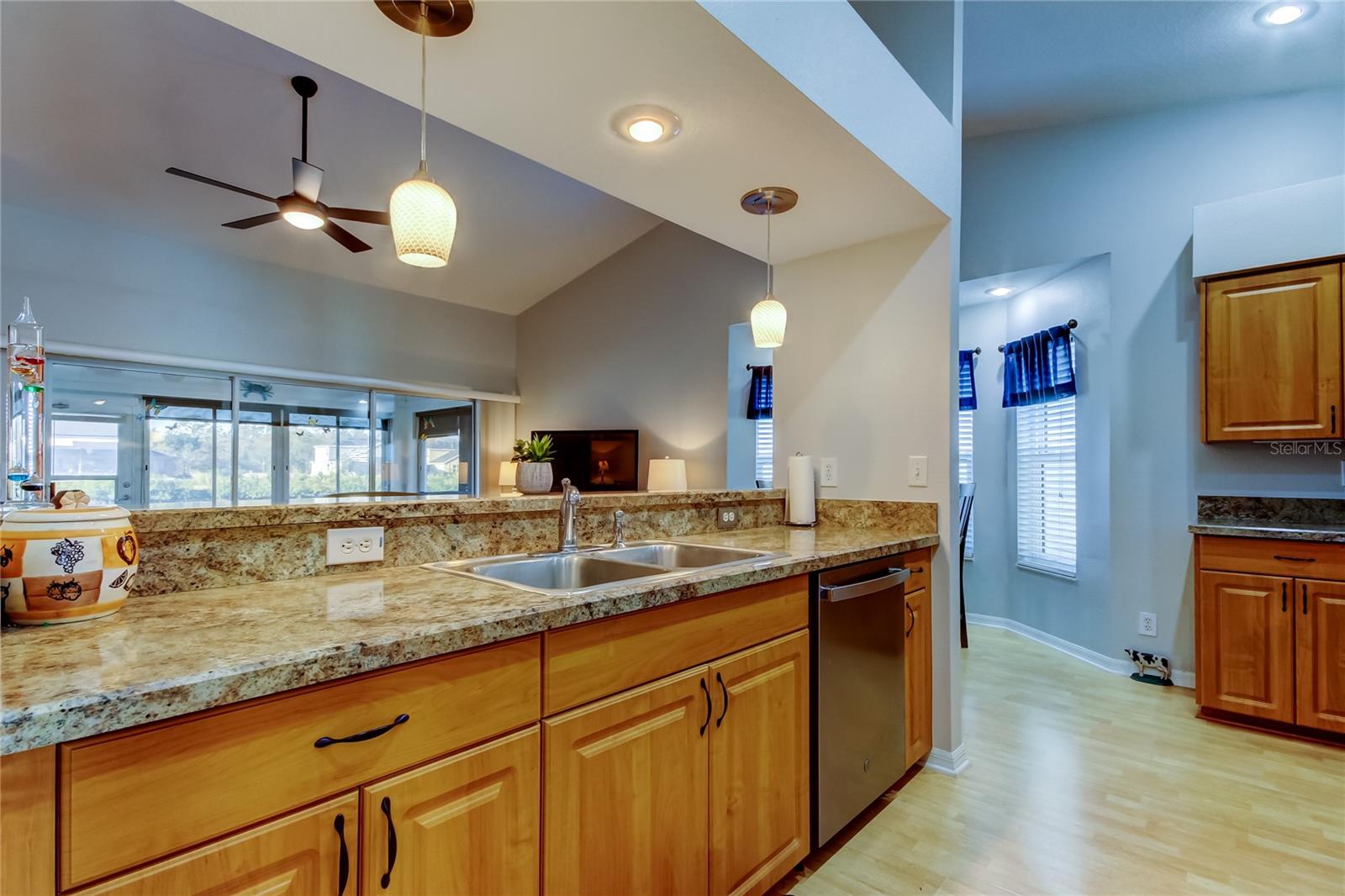 Image 6 of 35 For 531 Canal Way