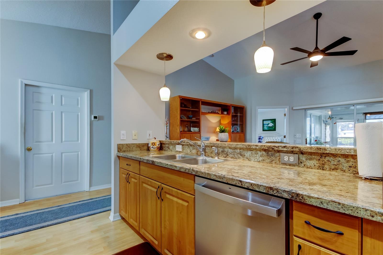 Image 8 of 35 For 531 Canal Way