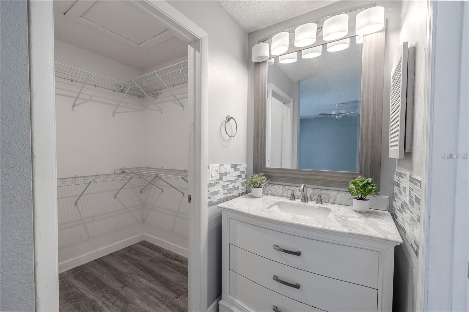 Image 27 of 43 For 3968 Orchard Hill Circle