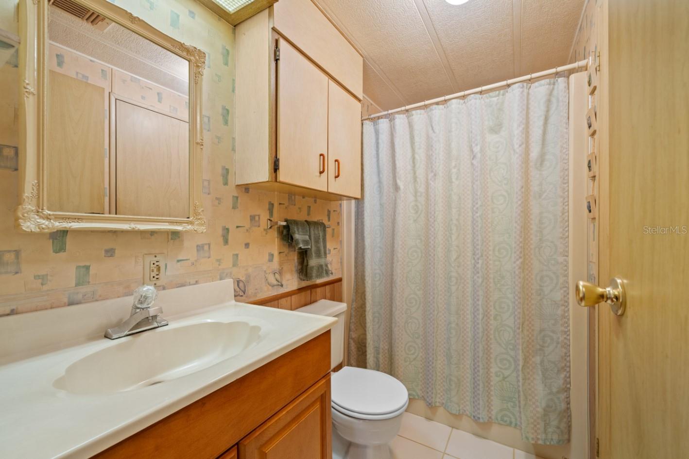 Image 20 of 36 For 35131 Mcculloughs Leap