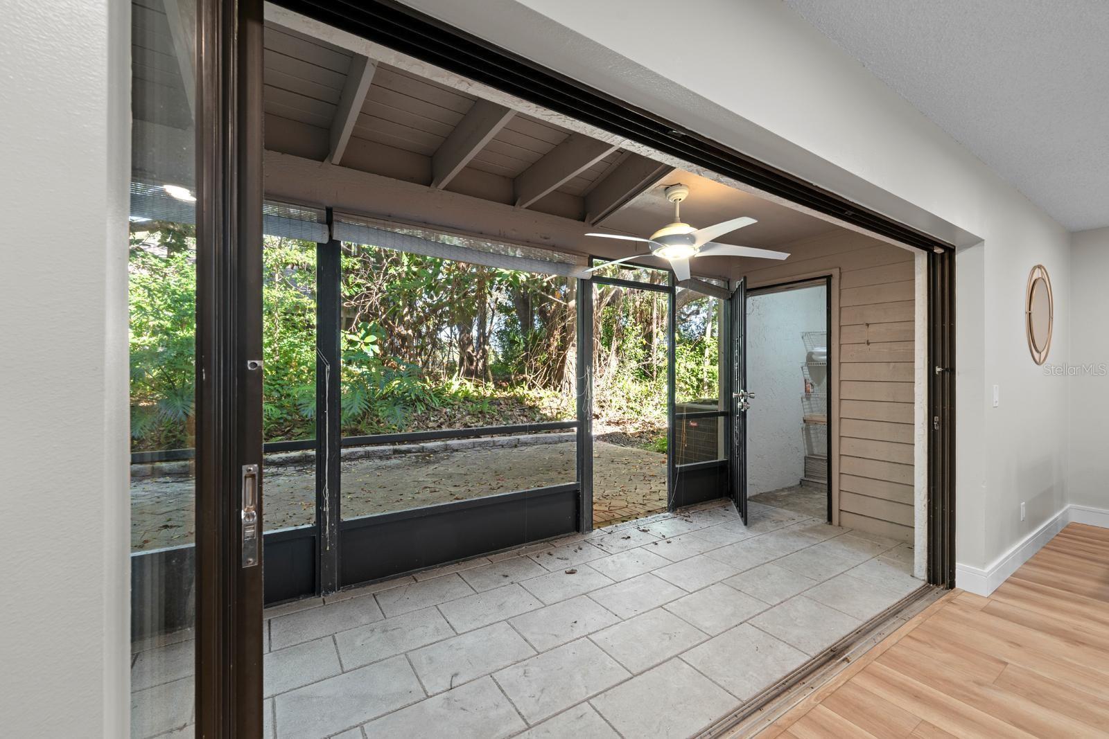 Listing photo id 11 for 1919 Whispering Way