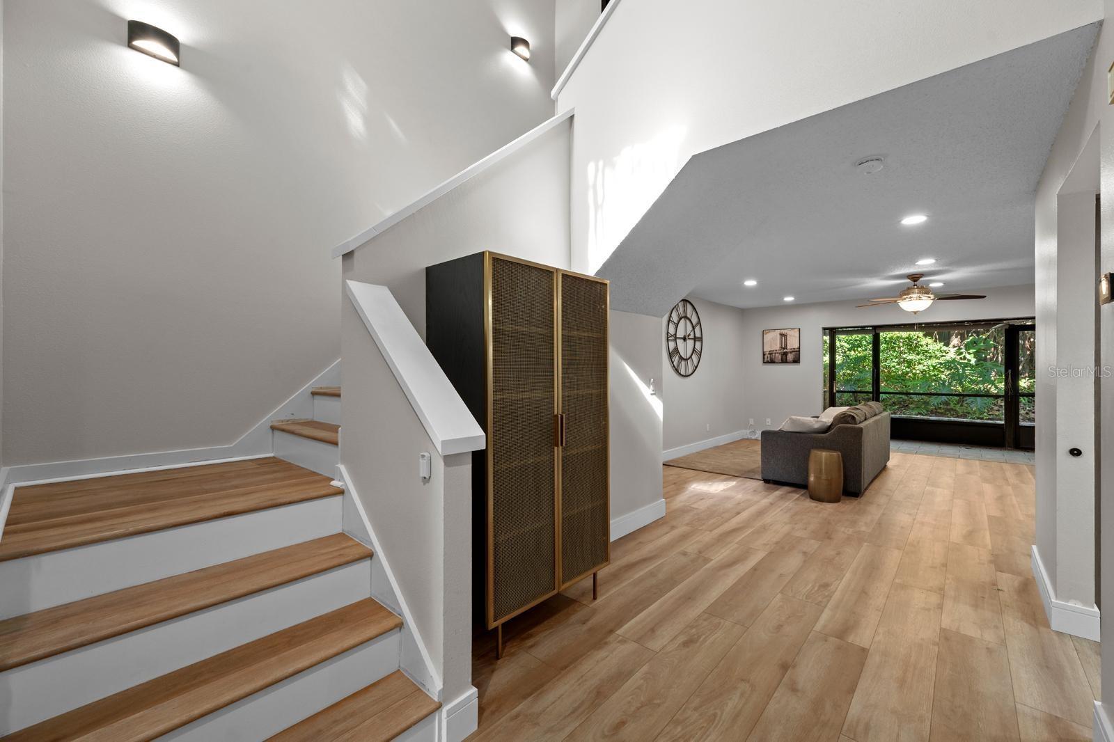 Listing photo id 1 for 1919 Whispering Way