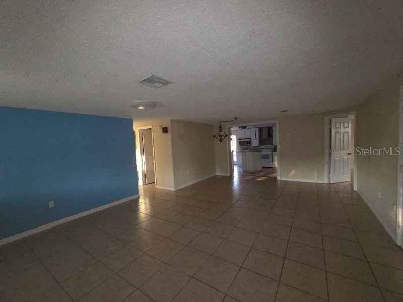 Image 13 of 14 For 7619 Summertree Lane