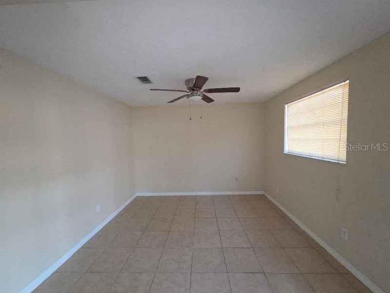 Image 8 of 14 For 7619 Summertree Lane