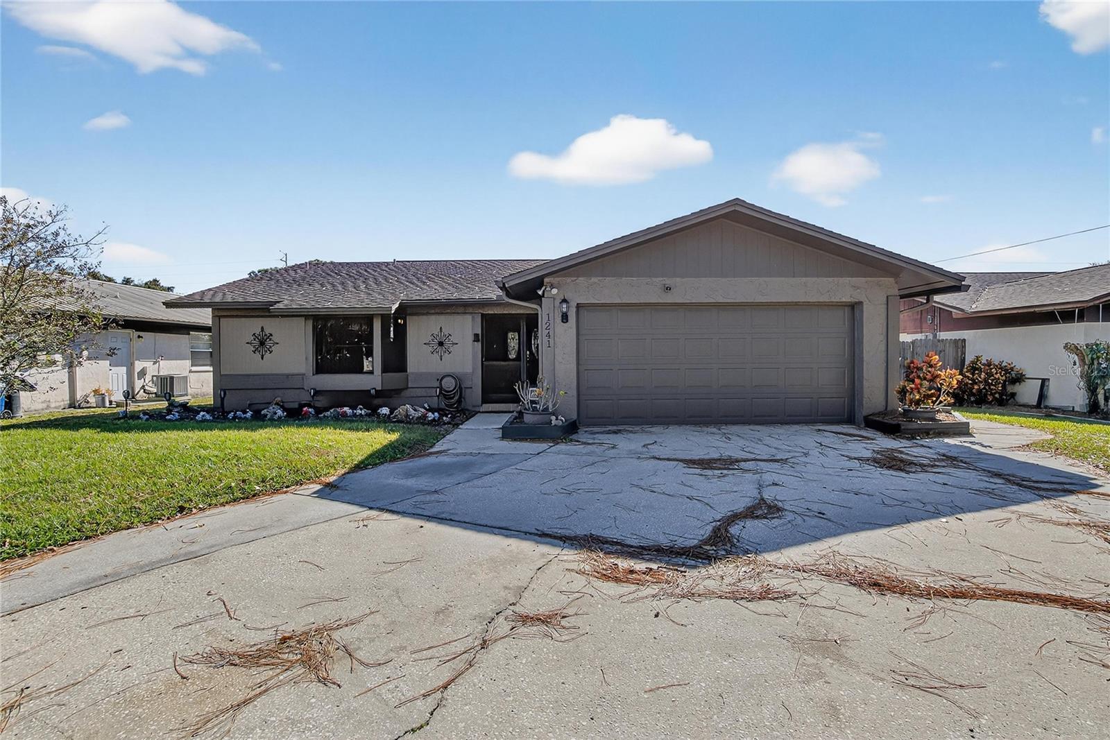 Listing photo id 0 for 1241 Ohio Avenue