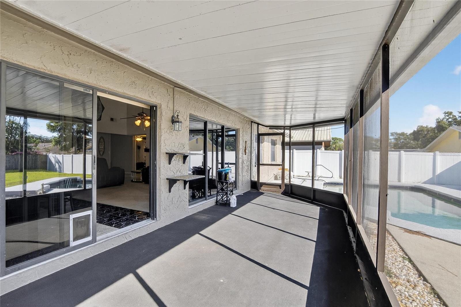 Listing photo id 22 for 1241 Ohio Avenue