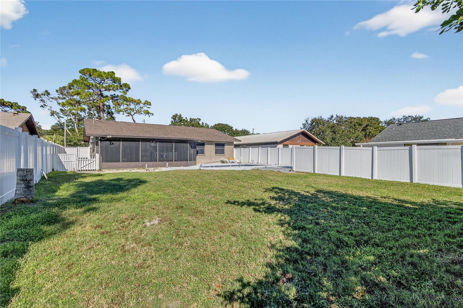 Listing photo id 29 for 1241 Ohio Avenue