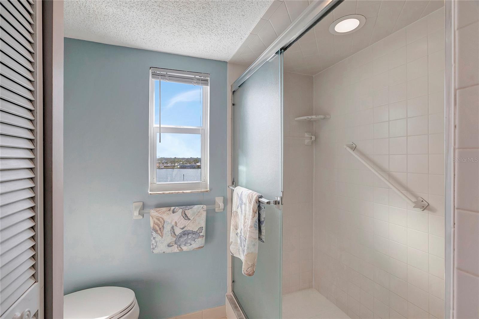 Image 22 of 36 For 500 Treasure Island Cswy 501