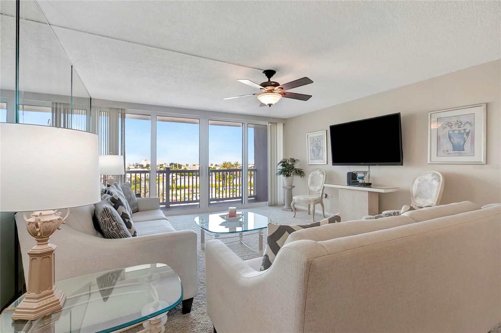 Image 9 of 36 For 500 Treasure Island Cswy 501