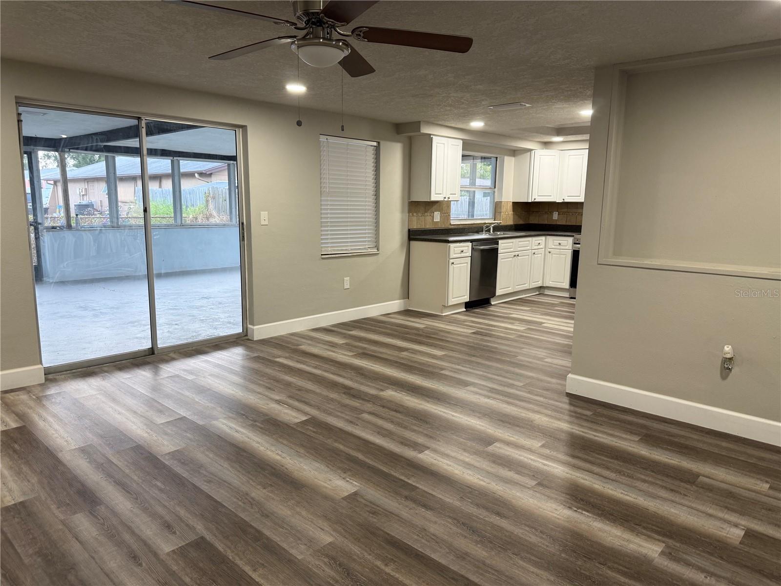 Image 3 of 14 For 7104 Ingleside Drive