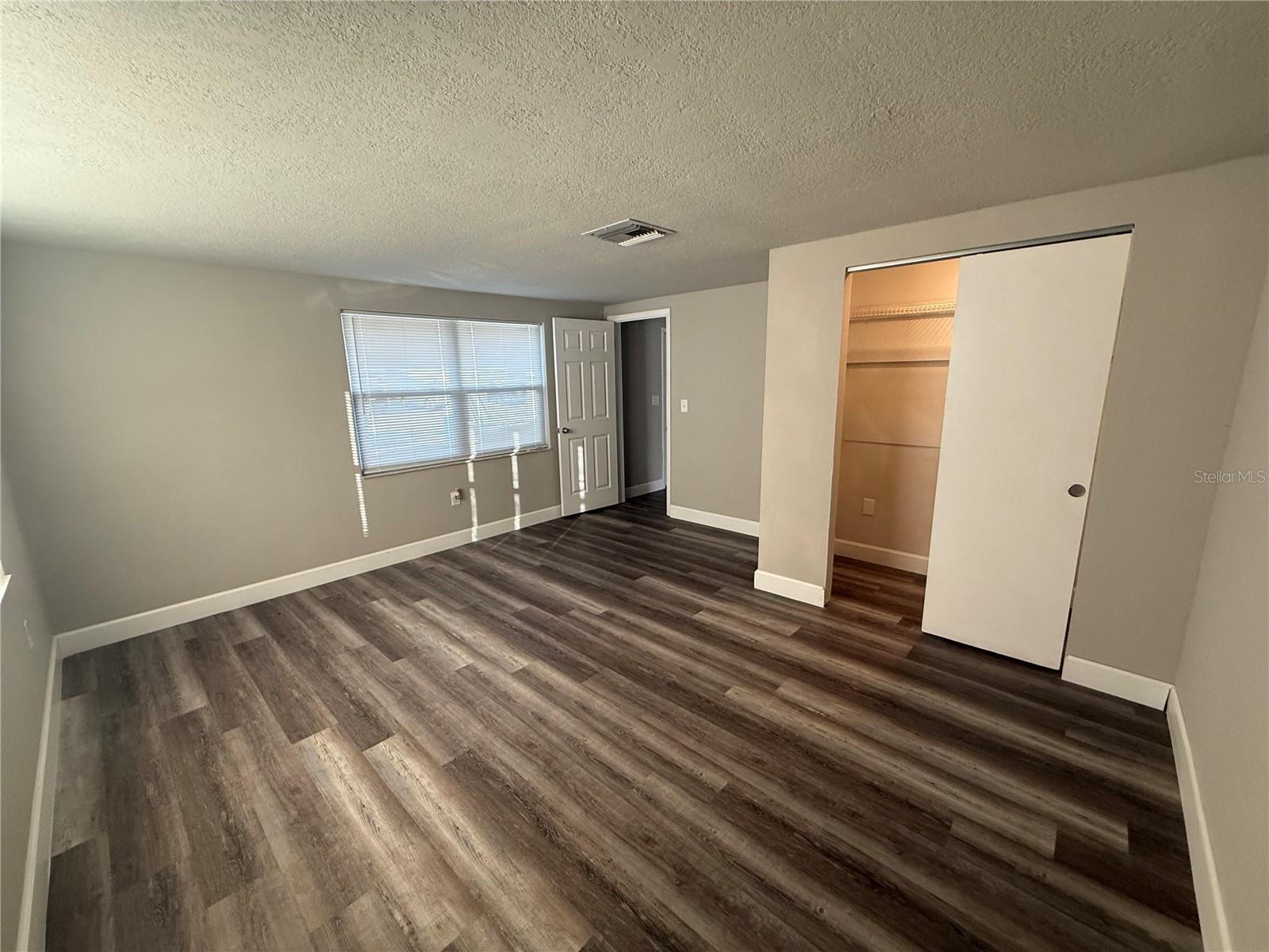 Image 7 of 14 For 7104 Ingleside Drive