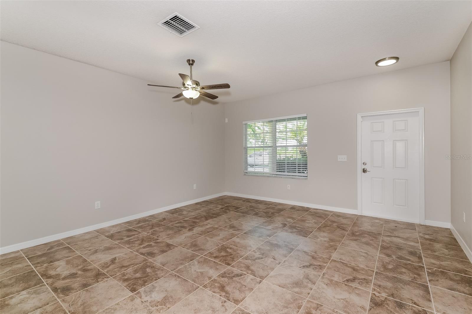 Image 4 of 16 For 12022 Streambed Drive