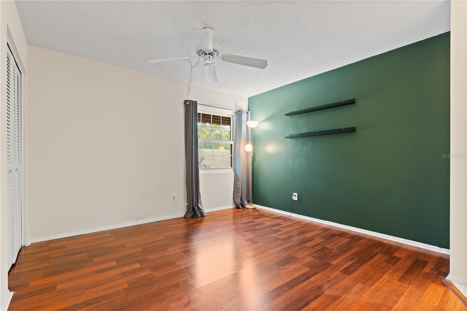 Image 22 of 34 For 8411 Laurelon Place 10-3