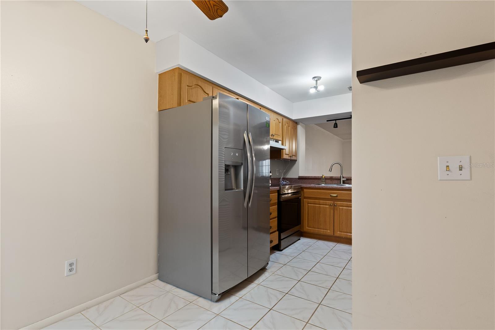 Image 6 of 34 For 8411 Laurelon Place 10-3