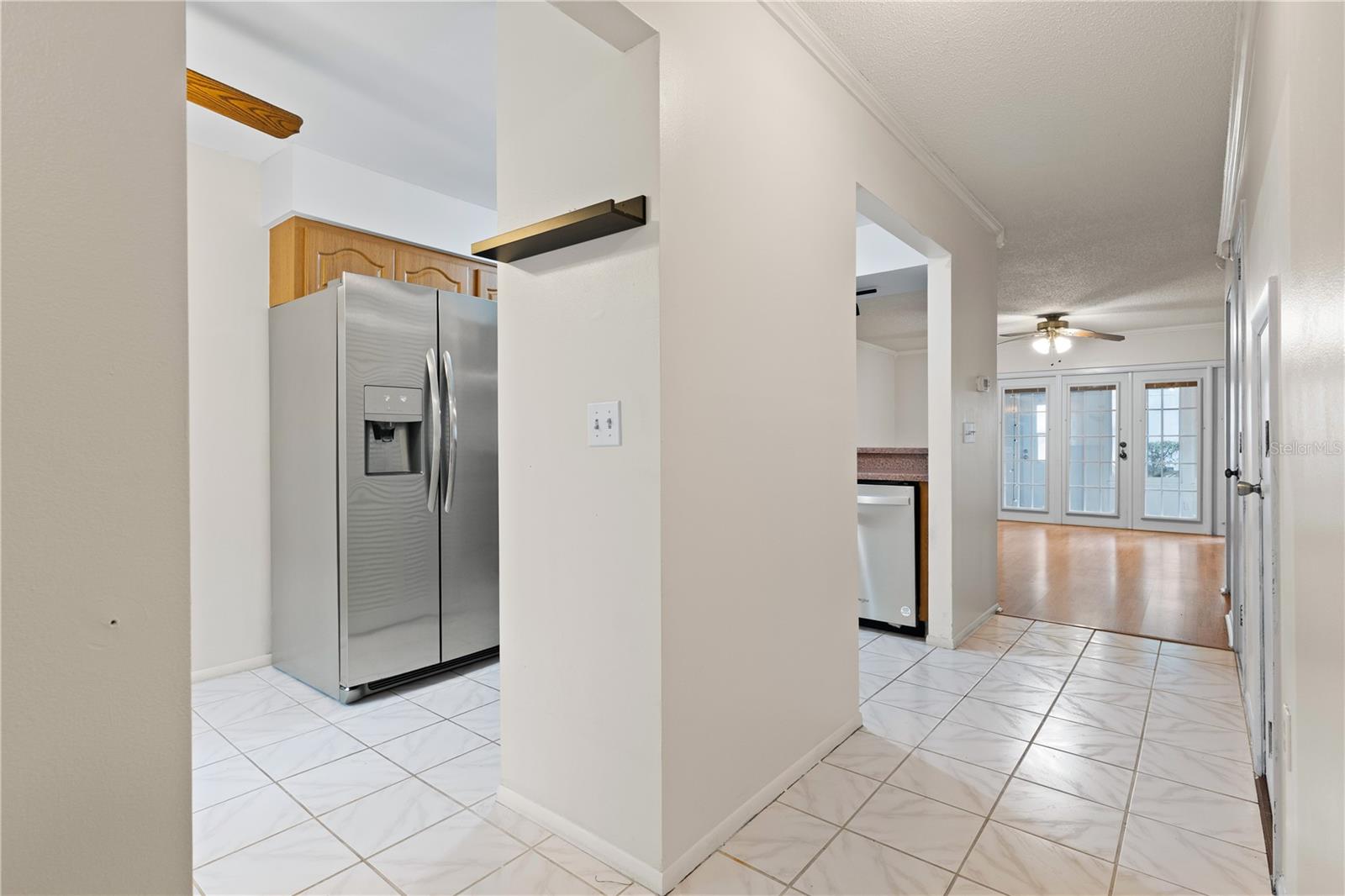 Image 7 of 34 For 8411 Laurelon Place 10-3