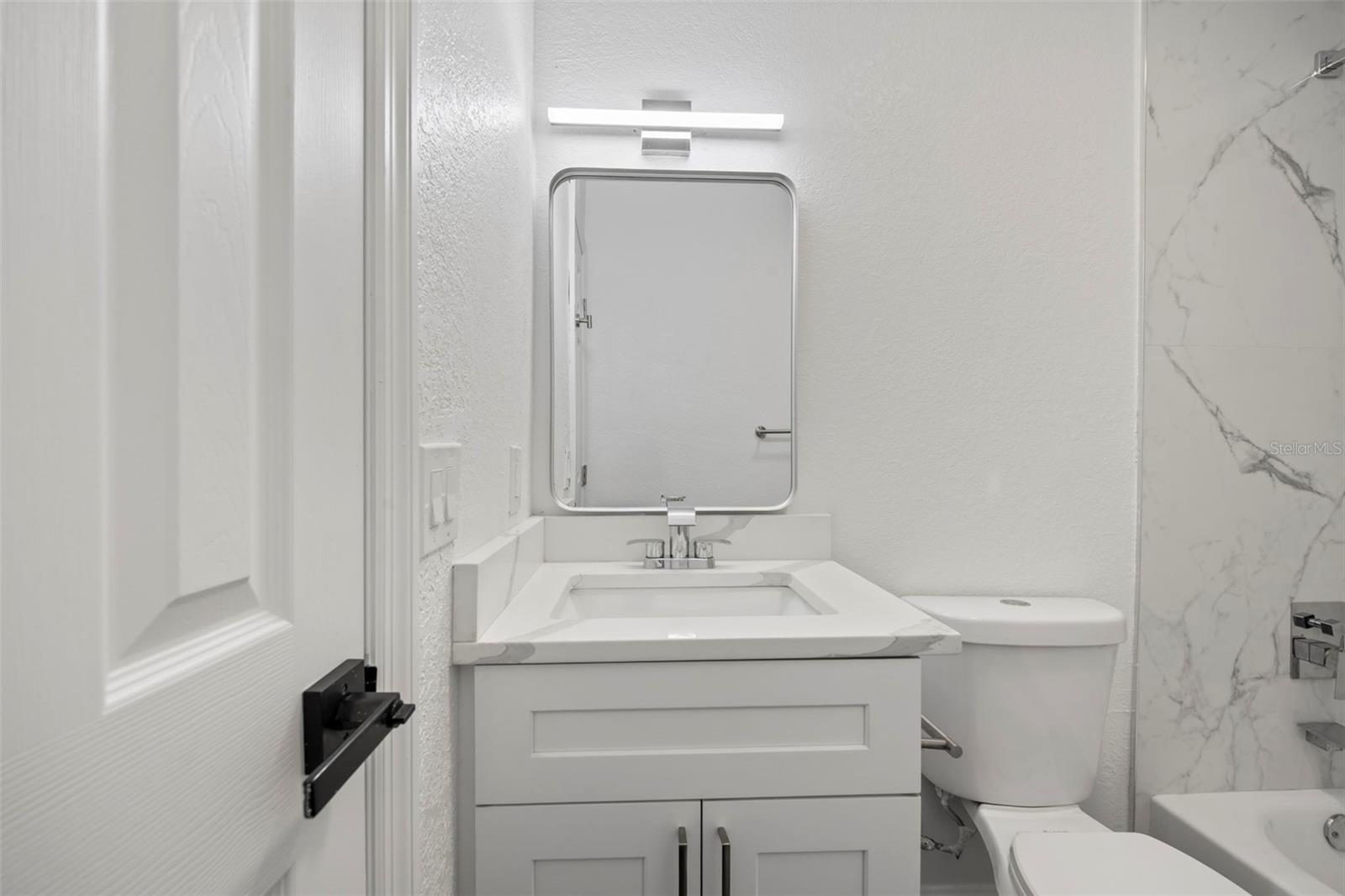 Image 11 of 18 For 5317 Curry Ford Road 203 - Bldg