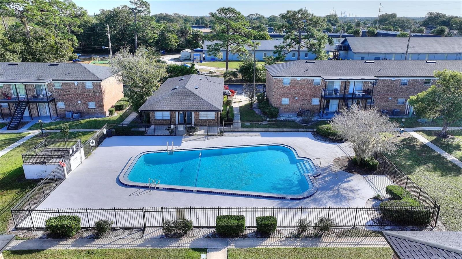 Image 15 of 18 For 5317 Curry Ford Road 203 - Bldg