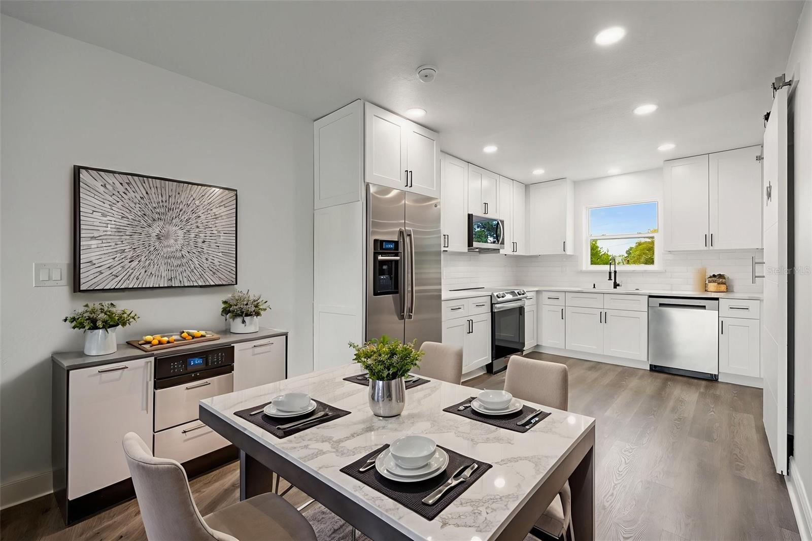 Image 3 of 18 For 5317 Curry Ford Road 203 - Bldg