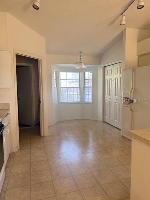 Image 6 of 20 For 702 Tartan Loop