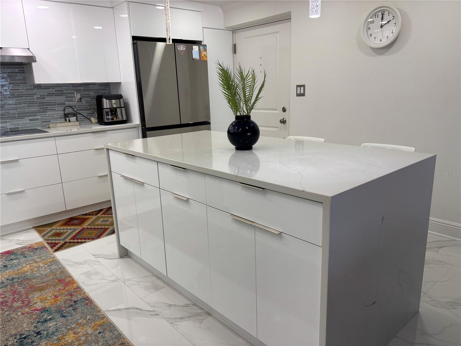 Image 3 of 35 For 1390 Gulf Boulevard 1204