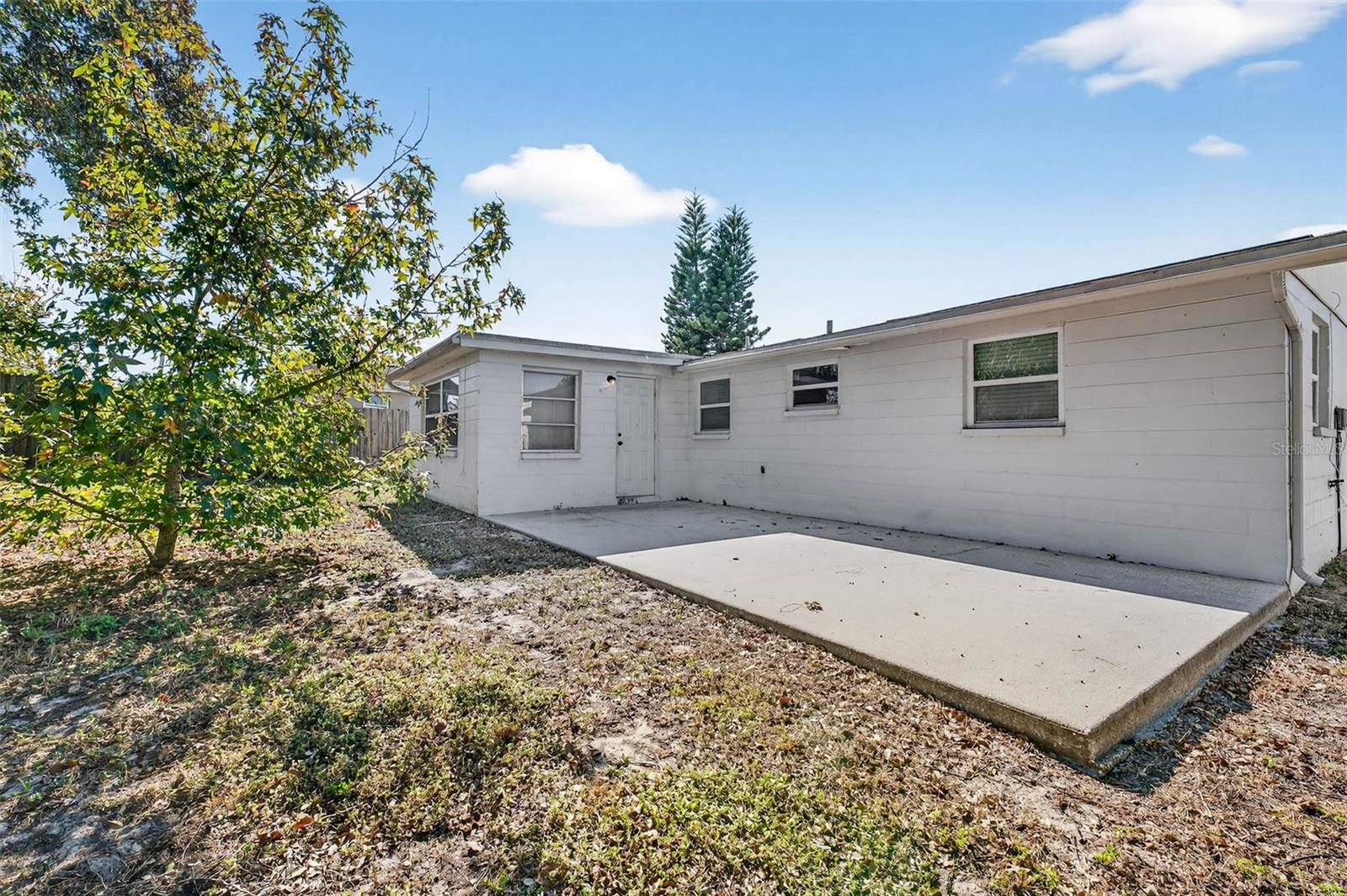 Listing photo id 28 for 9016 Rainbow Lane