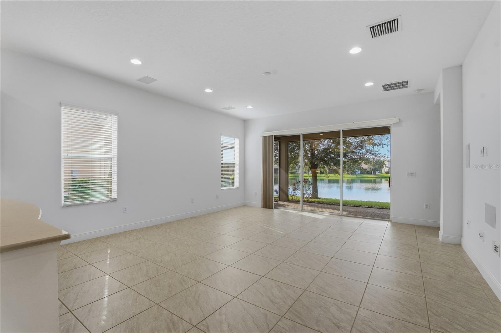 Image 14 of 88 For 30588 Chesapeake Bay Drive