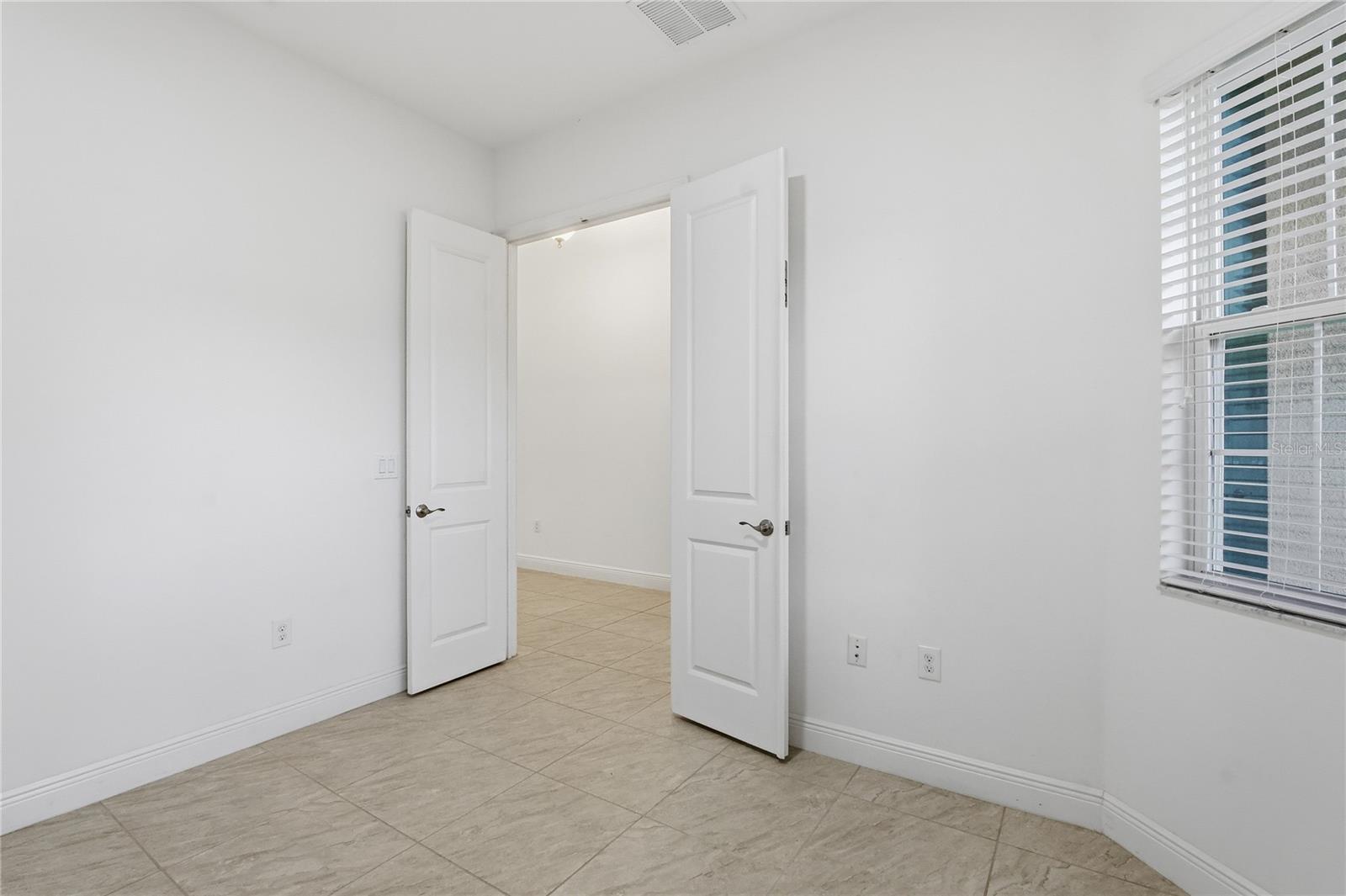 Image 22 of 88 For 30588 Chesapeake Bay Drive