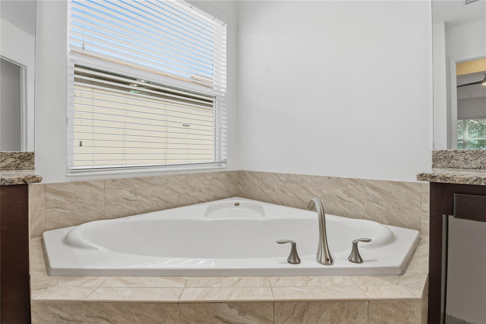 Image 30 of 88 For 30588 Chesapeake Bay Drive