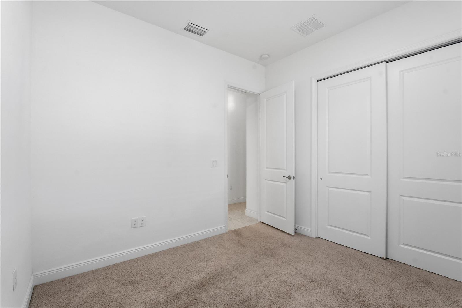 Image 33 of 88 For 30588 Chesapeake Bay Drive