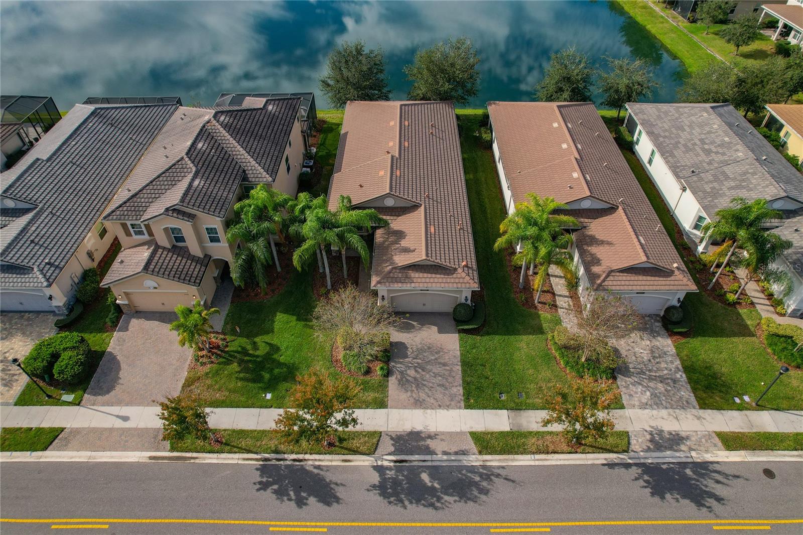 Image 49 of 88 For 30588 Chesapeake Bay Drive