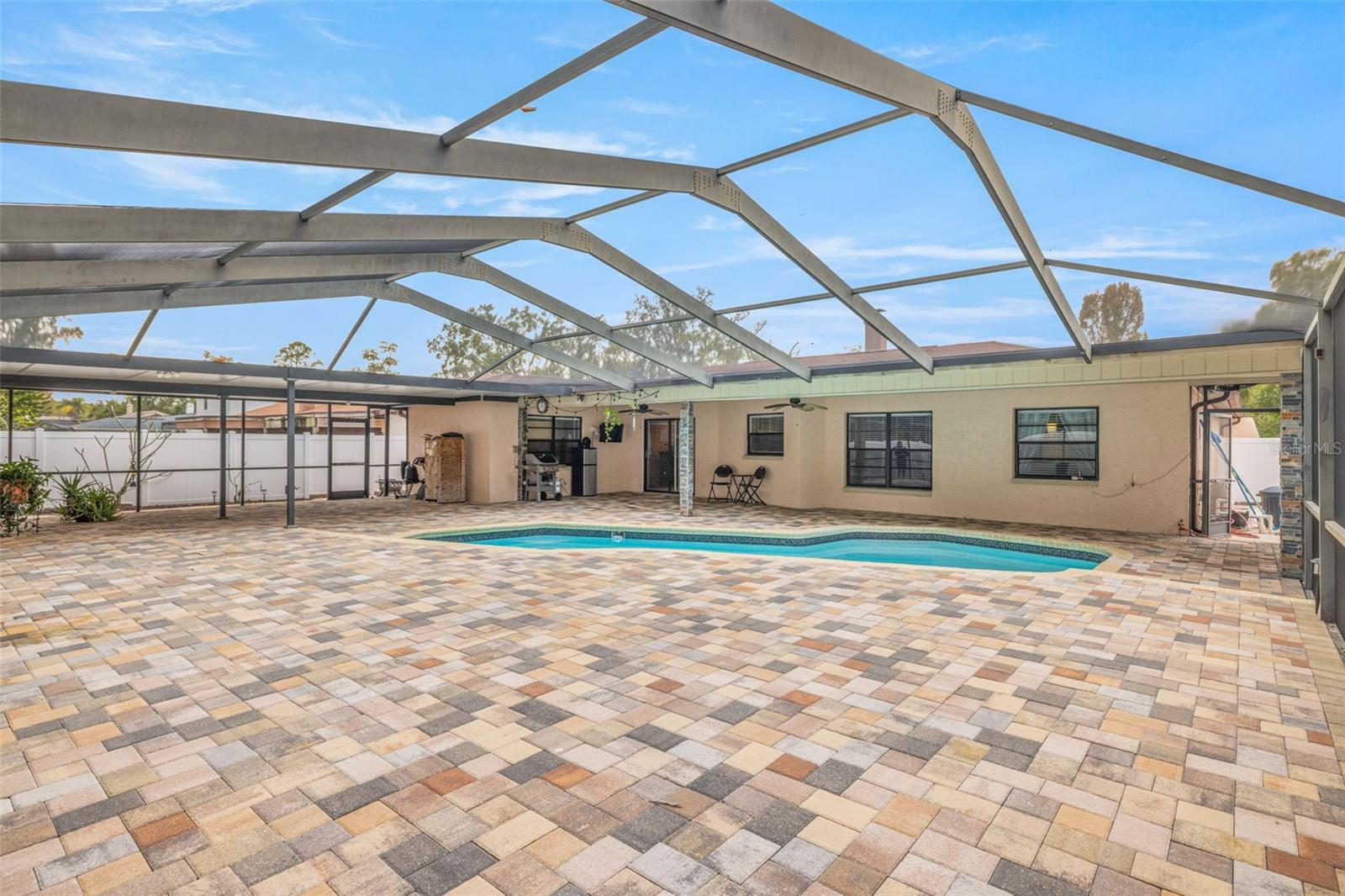 Image 5 of 30 For 4023 Windtree Drive