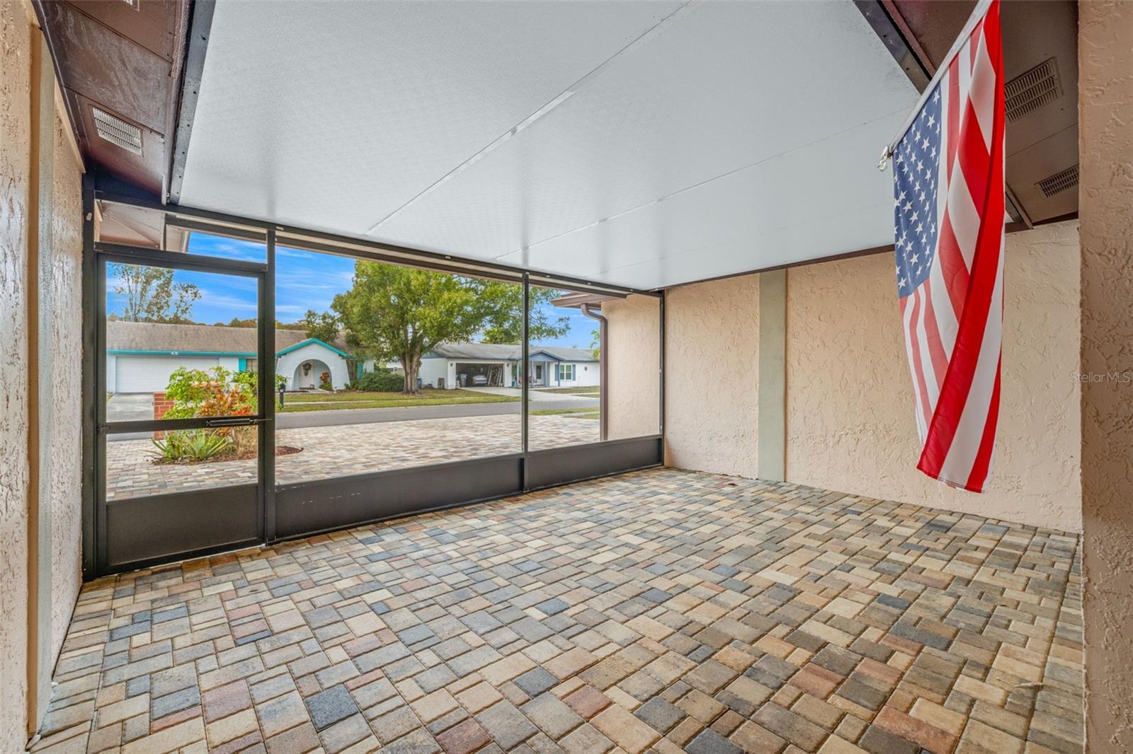 Image 8 of 30 For 4023 Windtree Drive