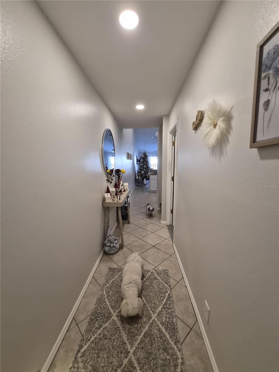 Image 12 of 25 For 658 Green Valley Road B3