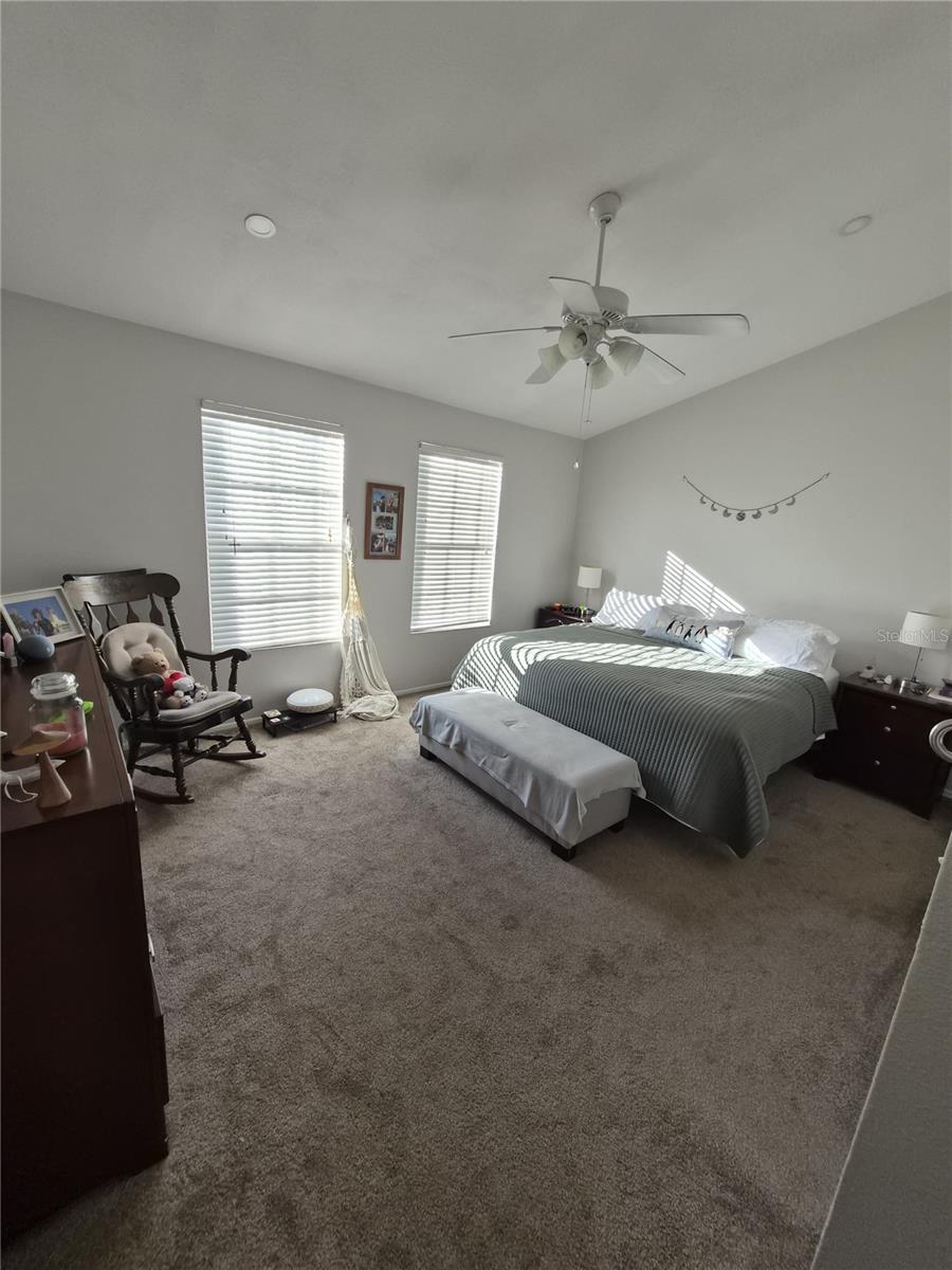 Image 23 of 25 For 658 Green Valley Road B3