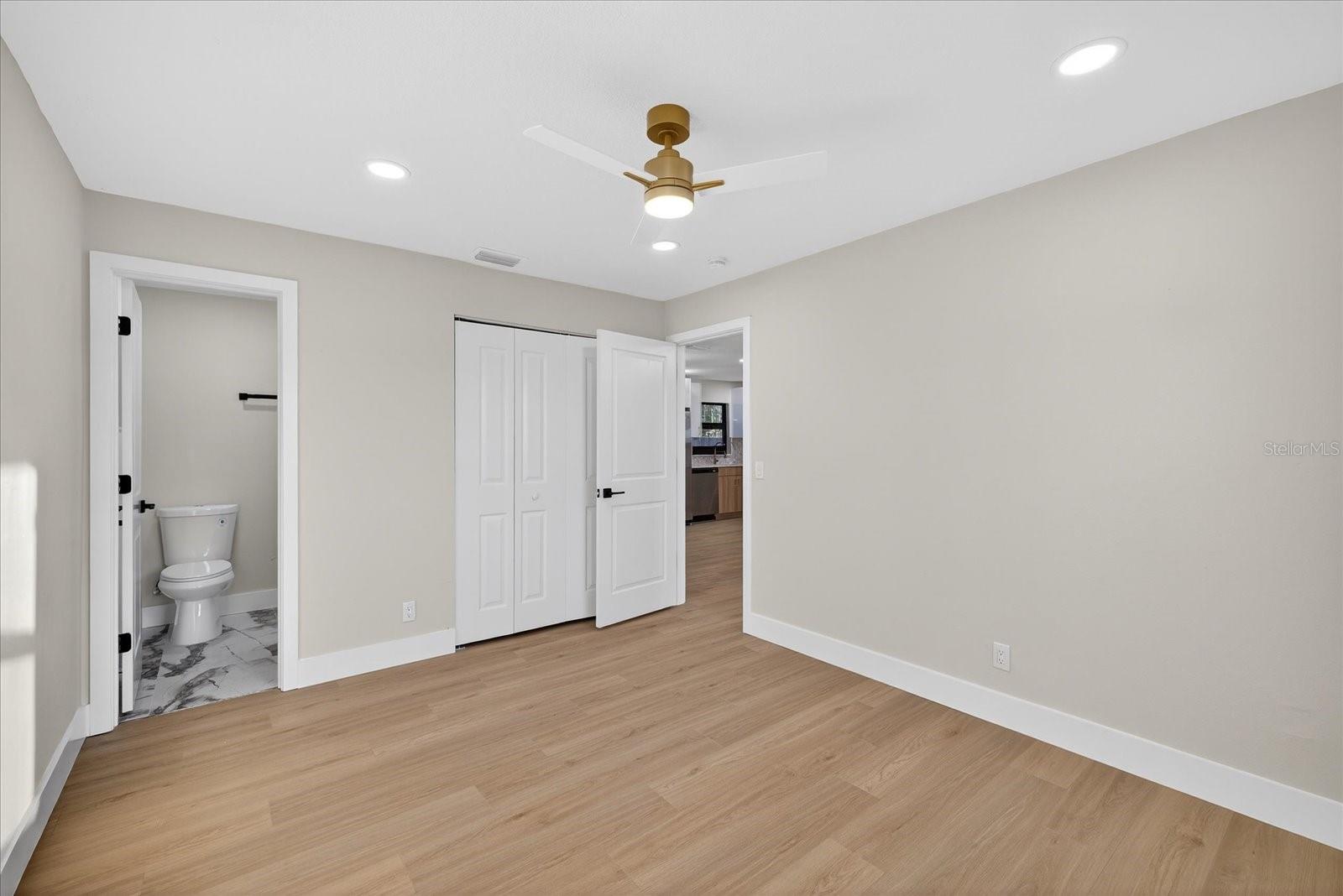 Image 31 of 49 For 6107 Cole Drive