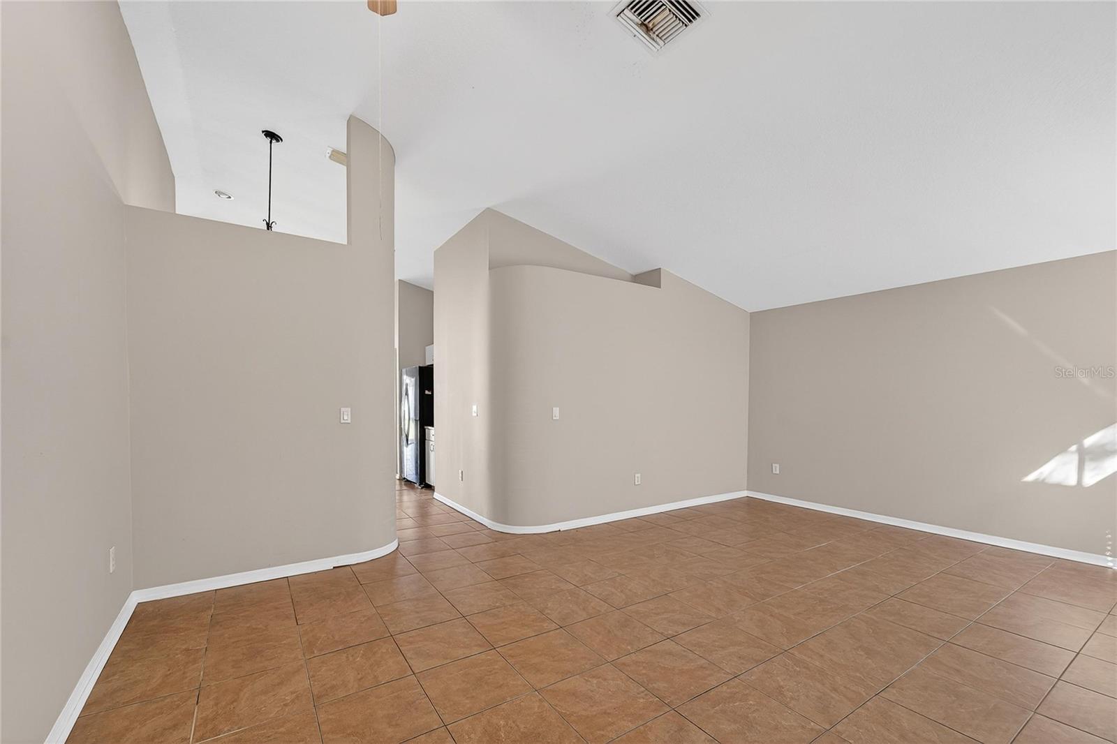 Image 10 of 52 For 508 Sonoma Drive