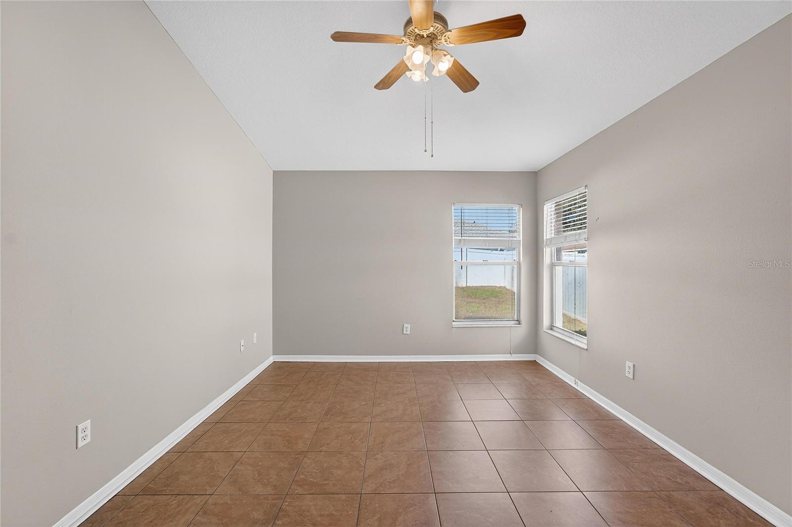 Image 18 of 52 For 508 Sonoma Drive