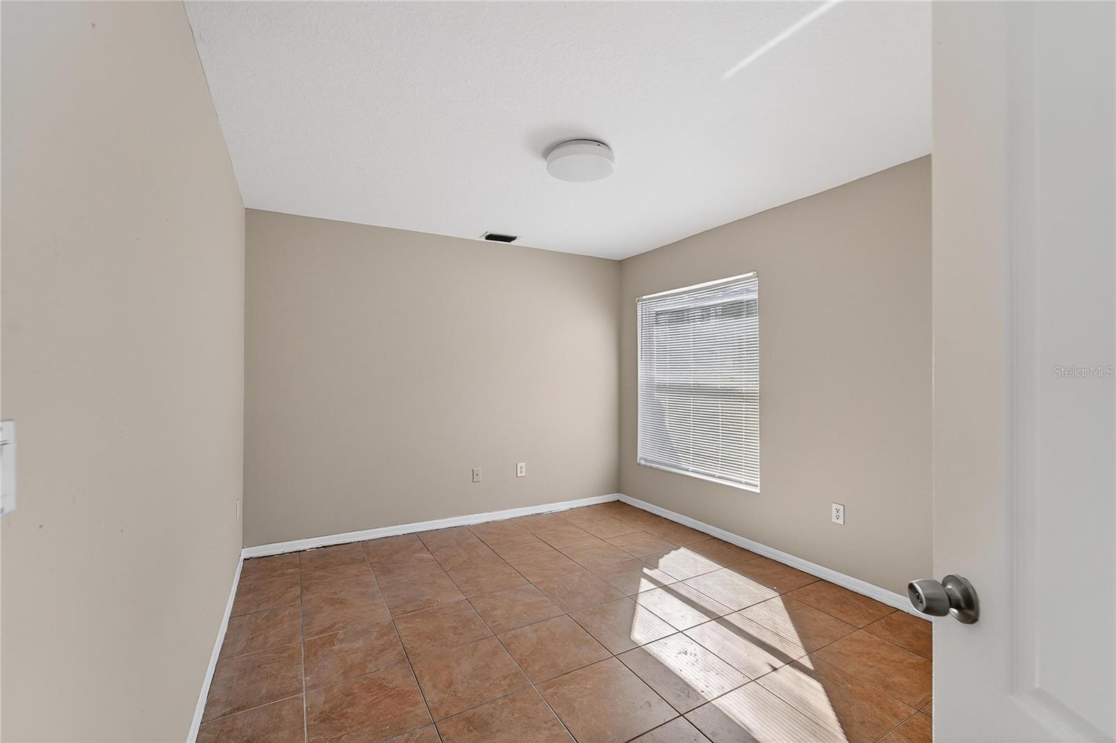 Image 36 of 52 For 508 Sonoma Drive