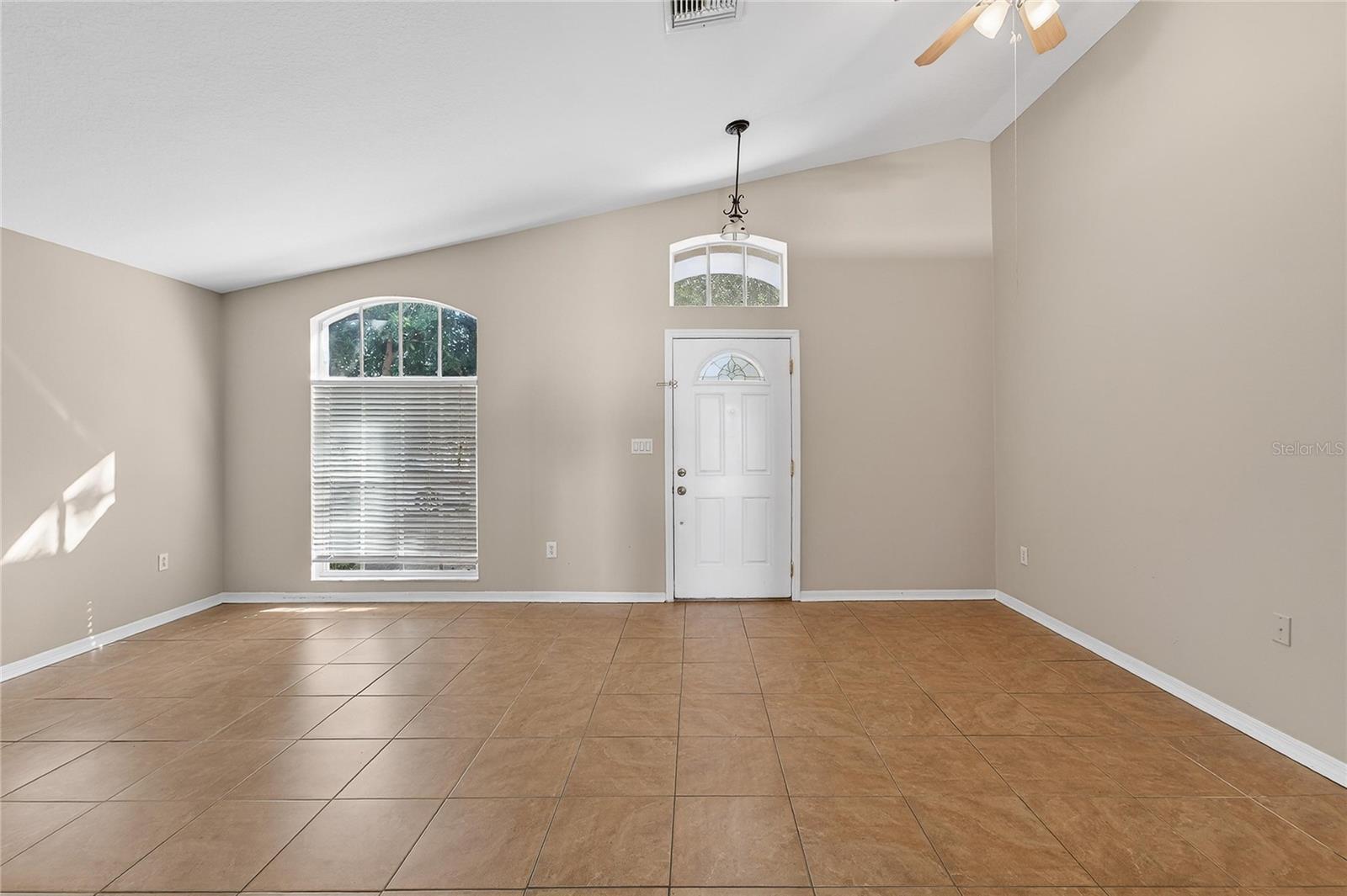 Image 7 of 52 For 508 Sonoma Drive