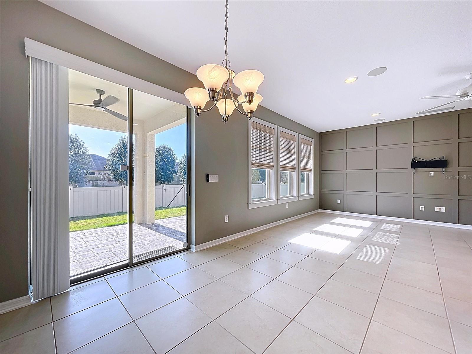 Image 15 of 58 For 11345 American Holly Drive