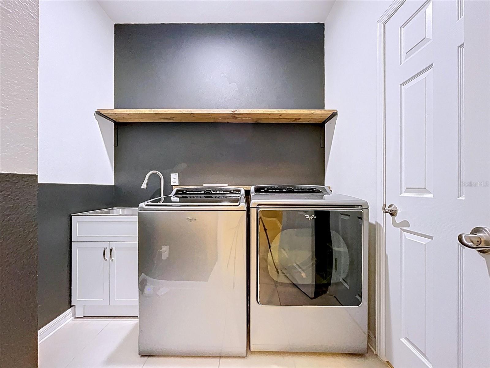 Image 36 of 58 For 11345 American Holly Drive