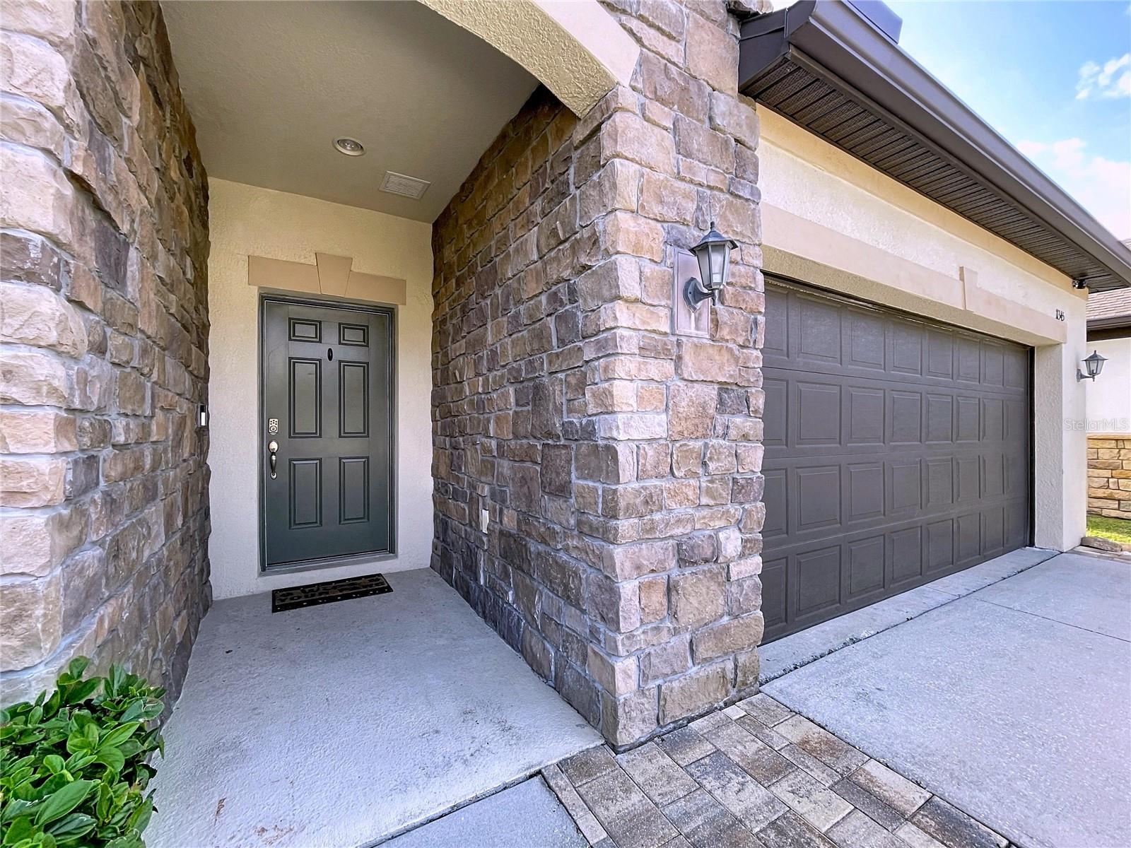 Image 5 of 58 For 11345 American Holly Drive