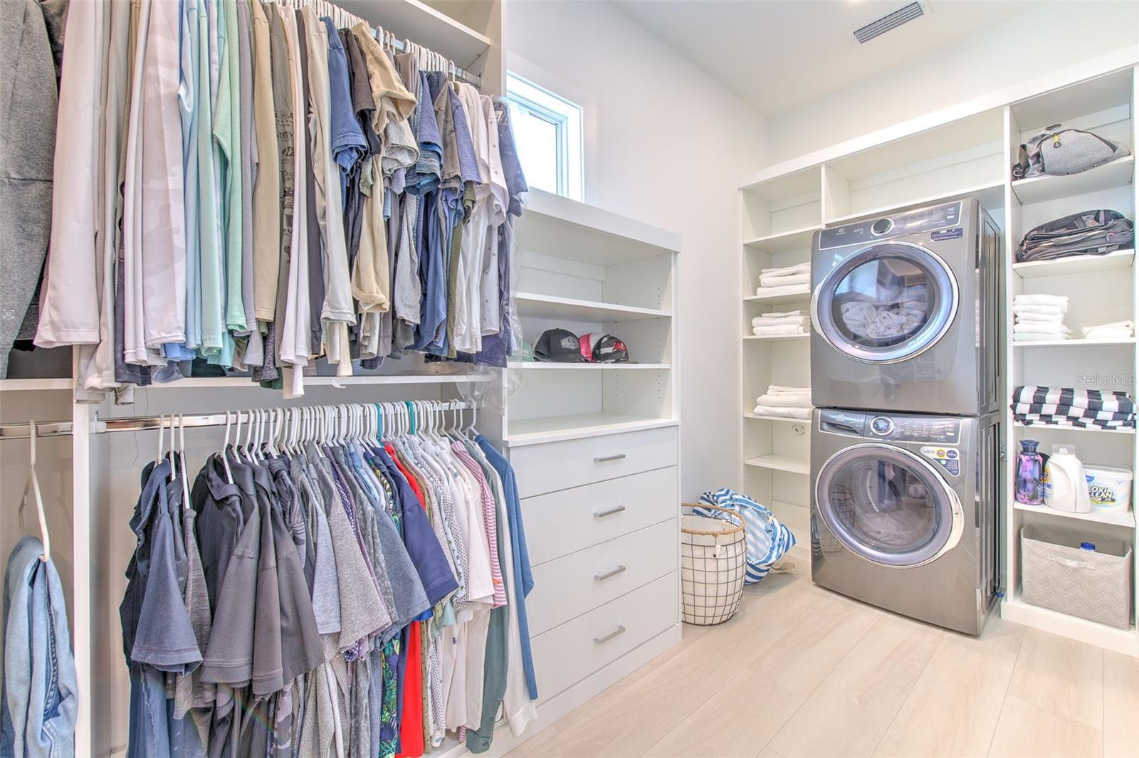 Image 32 of 58 For 4815 Sunset Boulevard