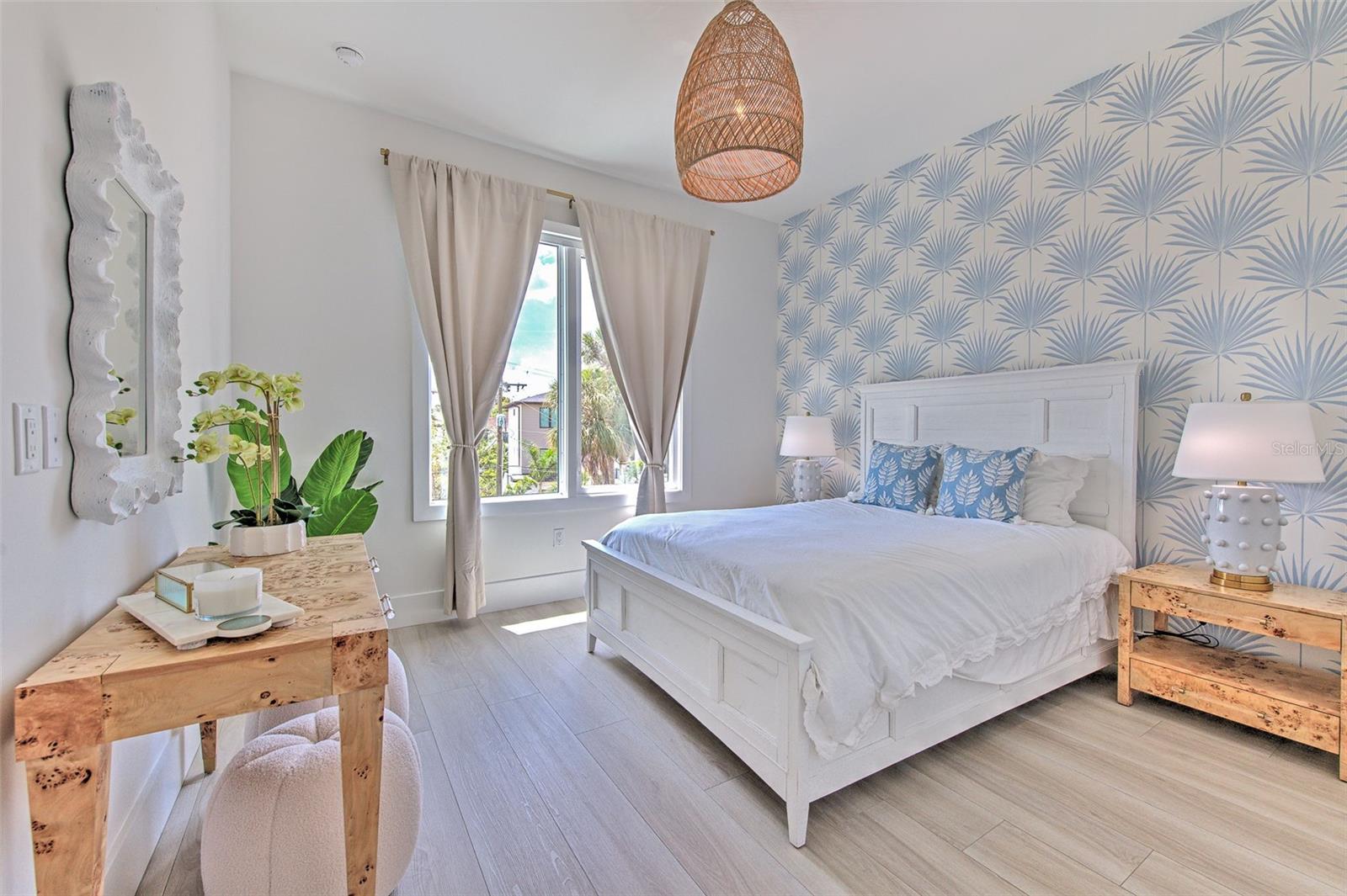 Image 36 of 58 For 4815 Sunset Boulevard