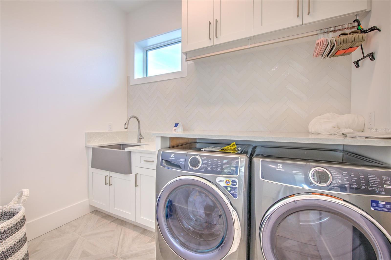 Image 37 of 58 For 4815 Sunset Boulevard